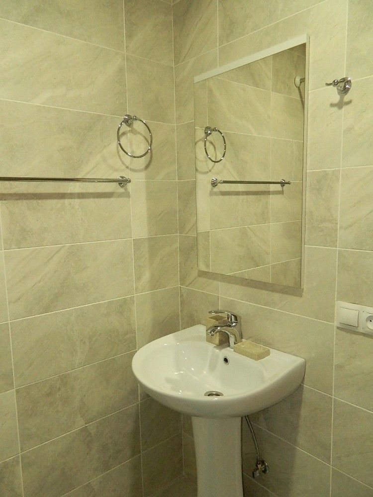 Готель Uptown Boutique Kazbegi Екстер'єр фото